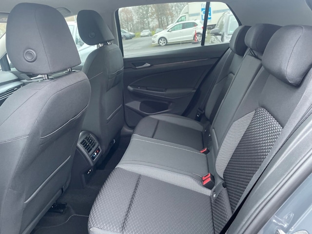 Volkswagen Golf 1.5TSI Active AHK LED+ Nav ACC SHZ PDC RKam