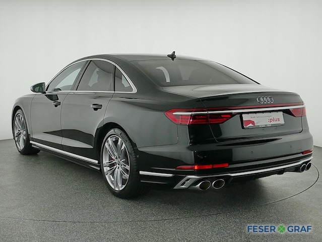 Audi S8 Quattro