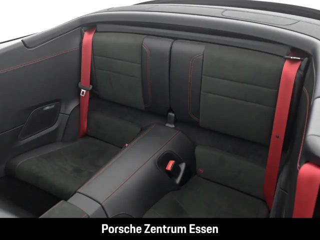 Porsche 992 4 Cabrio Carrera GTS