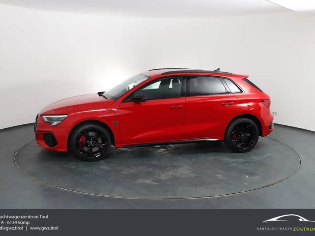 Audi A3 45 TFSI Hybride S-Line Sedan