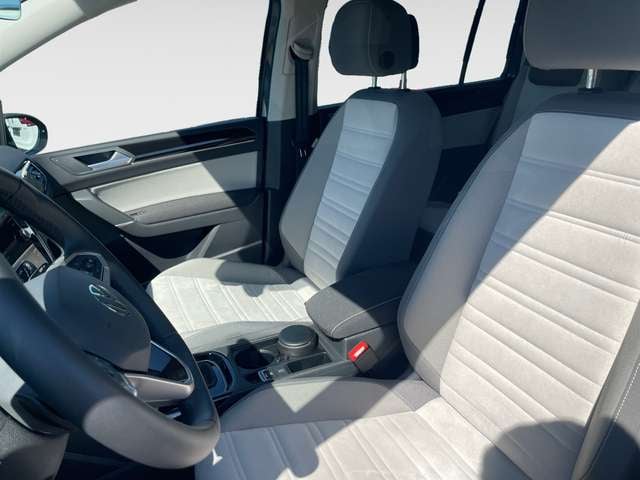 Volkswagen Touran DSG Highline