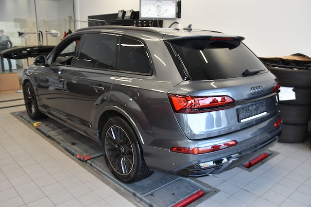 Audi Q7 50 TDI Quattro S-Line