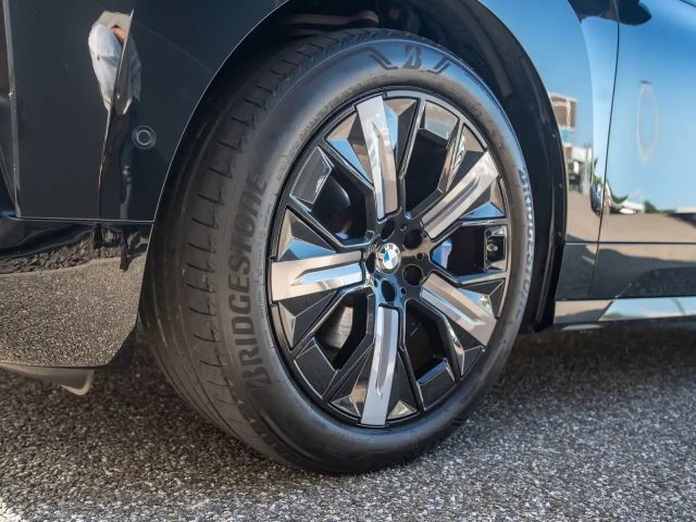 BMW iX xDrive40