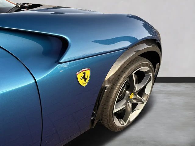 Ferrari Purosangue *Embleme*HiFi*PDC*Klima*Leder*