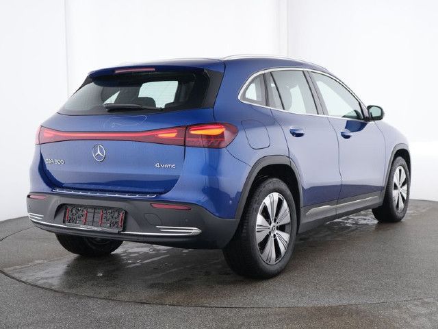 Mercedes-Benz EQA 300 4MATIC