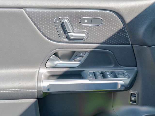 Mercedes-Benz GLB 200 GLB 200 d