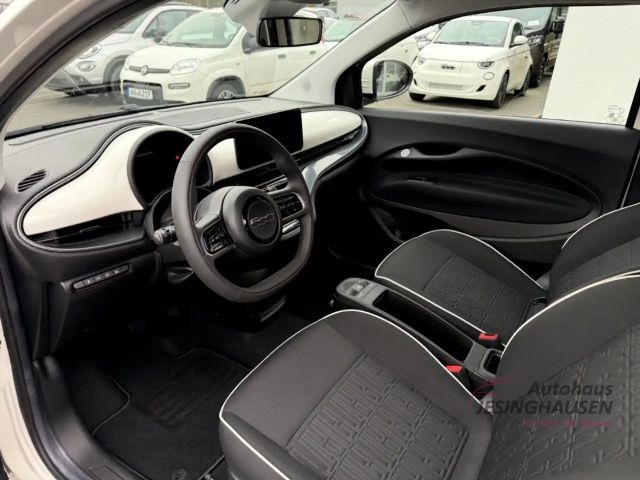 Fiat 500e +Keyless+Klimaaut.+Tempomat+Schildererkennung