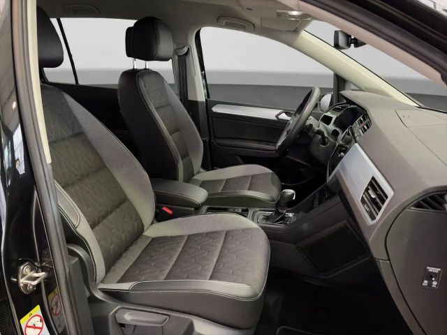 Volkswagen Touran 1.5 TSI DSG