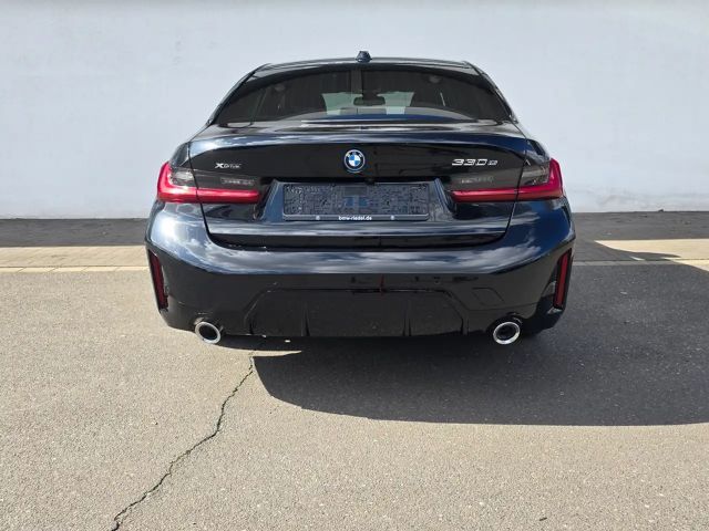 BMW 330 330e M-Sport Sedan xDrive