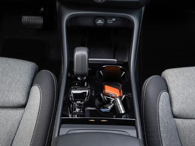 Volvo XC40 Dark Plus