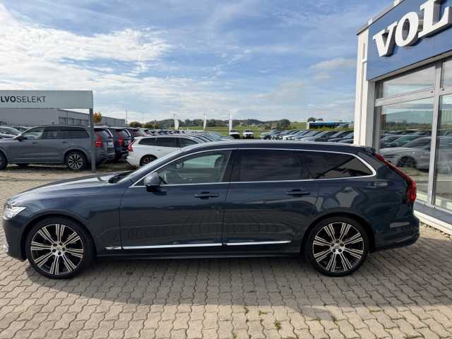 Volvo V90 Plus