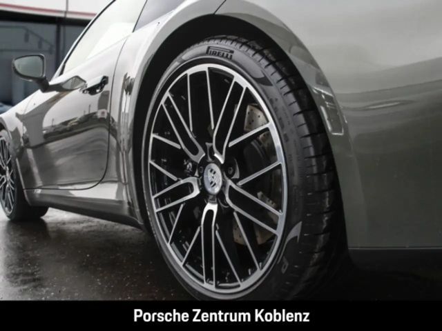 Porsche 992 4S Carrera Coupé