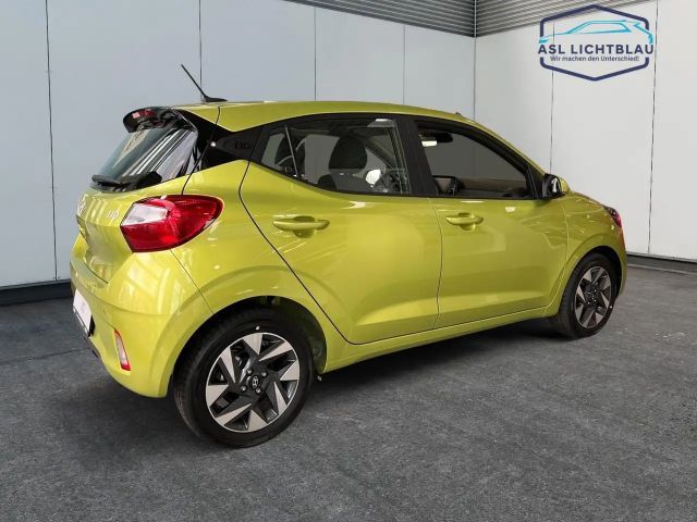 Hyundai i10 1.0 2WD Trend