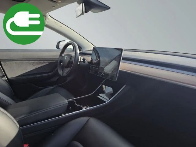 Tesla Model 3 Standard Range