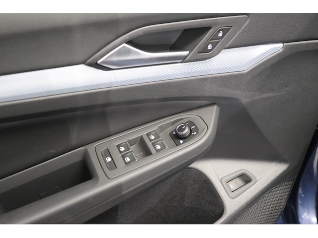 Volkswagen Golf 1.5 eTSI DSG Variant