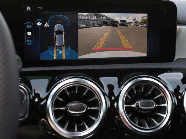 Mercedes-Benz A 200 AMG Line Hatchback