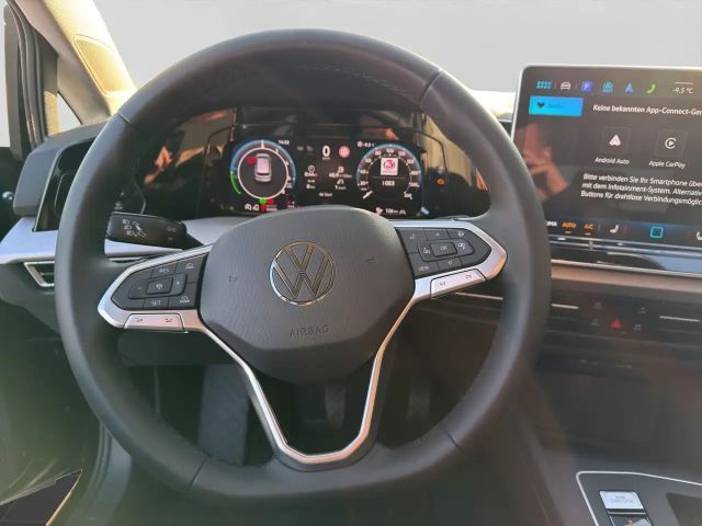 Volkswagen Golf DSG eHybrid