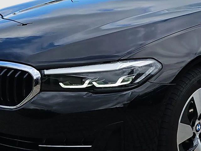 BMW 530 530i Touring xDrive
