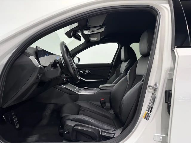 BMW 320 320e M-Sport Sedan