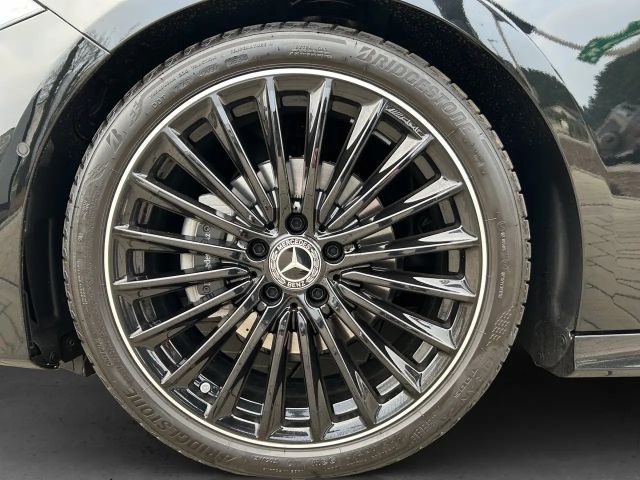 Mercedes-Benz A 200 AMG Line