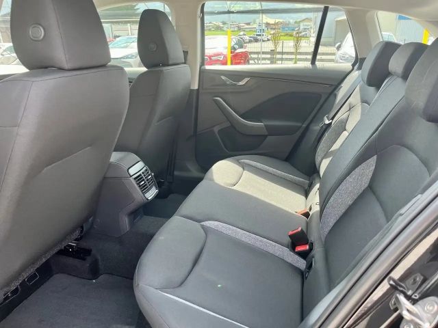 Skoda Scala Essence TSI