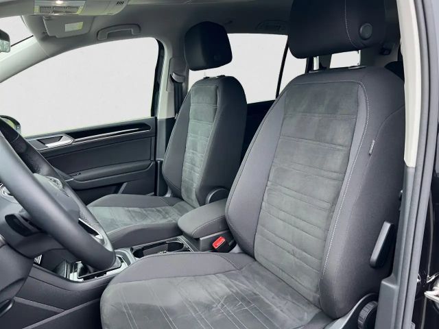 Volkswagen Touran DSG Highline R-Line