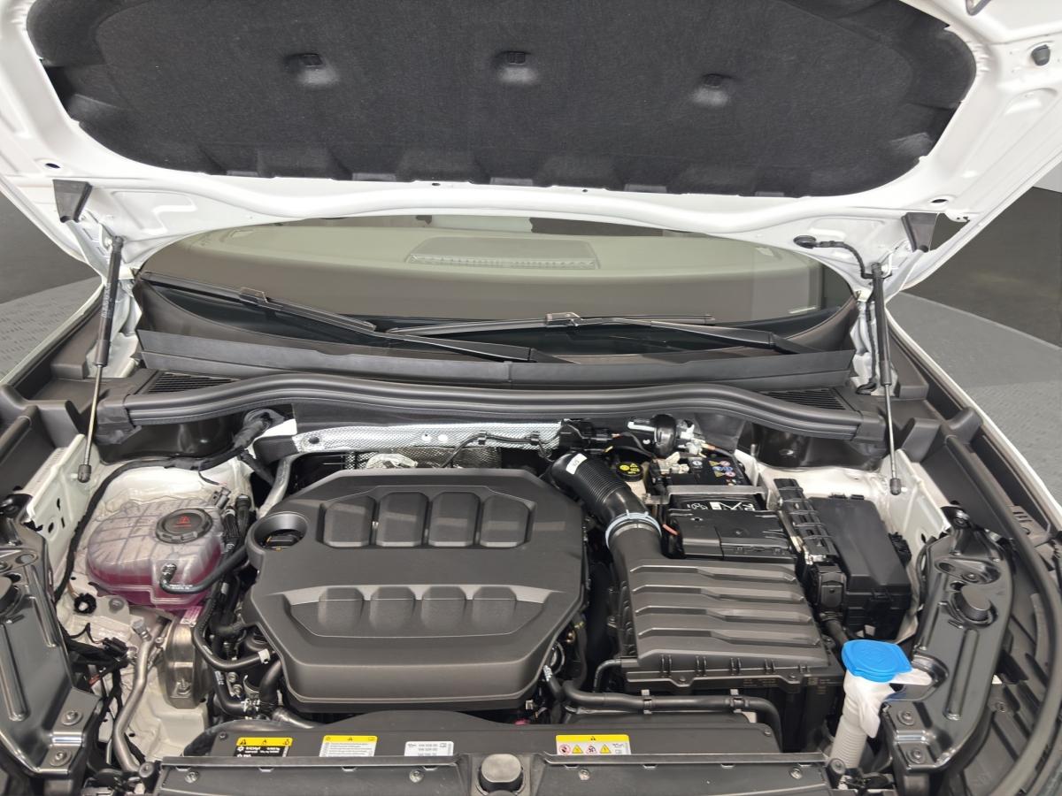 Volkswagen Tiguan IQ.Drive R-Line