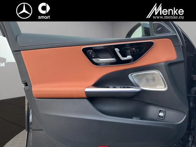 Mercedes-Benz C 300 AMG Line Sedan