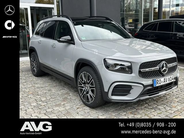 Mercedes-Benz GLB 220 4MATIC AMG Line GLB 220 d