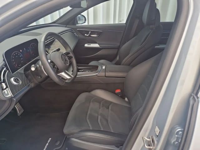 Mercedes-Benz E 220 E 220 d Sedan