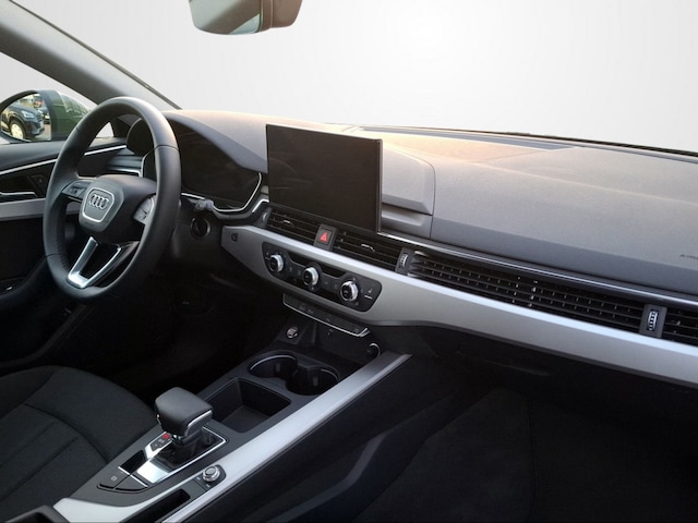 Audi A4 35 TFSI Avant S-Tronic