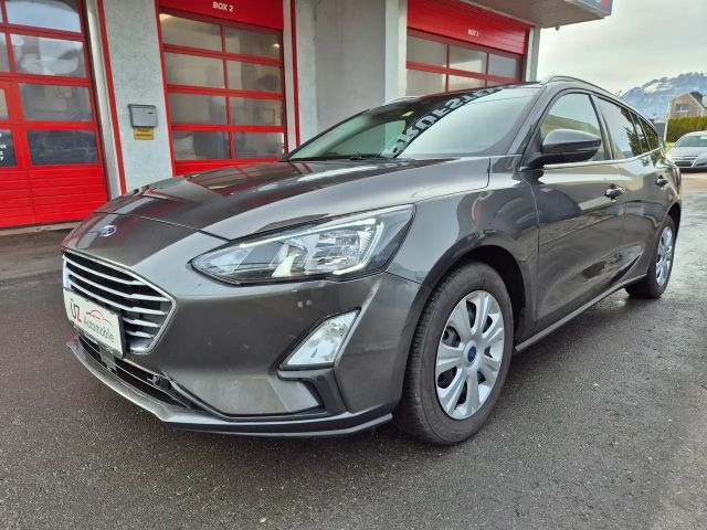 Ford Focus Cool & Connect