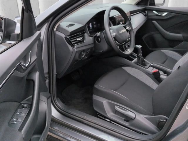 Skoda Scala Essence TSI*DSG LED SHZ Tempo digCockp PDC