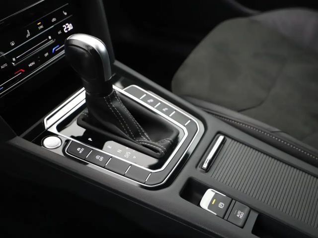 Volkswagen Arteon DSG R-Line