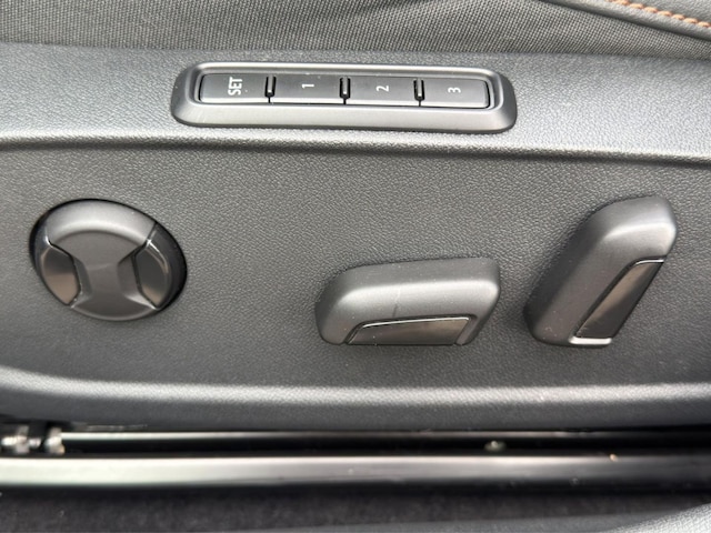 Cupra Leon 2.0 TSI DSG Sportstourer VZ