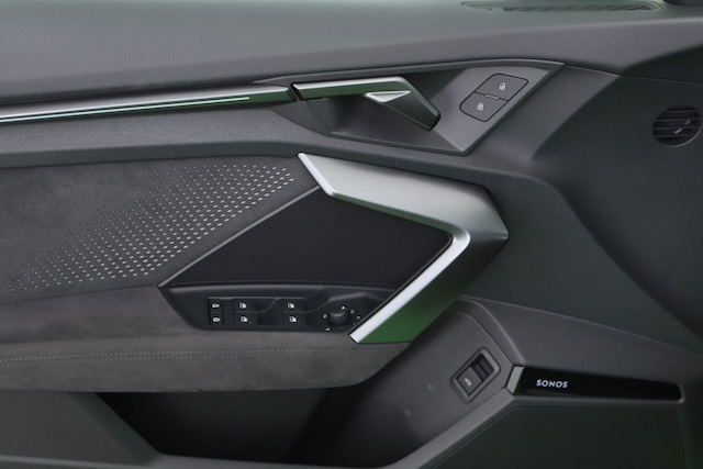 Audi RS3 Quattro S-Tronic Sedan