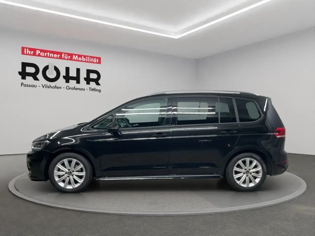 Volkswagen Touran 1.5 TSI DSG R-Line
