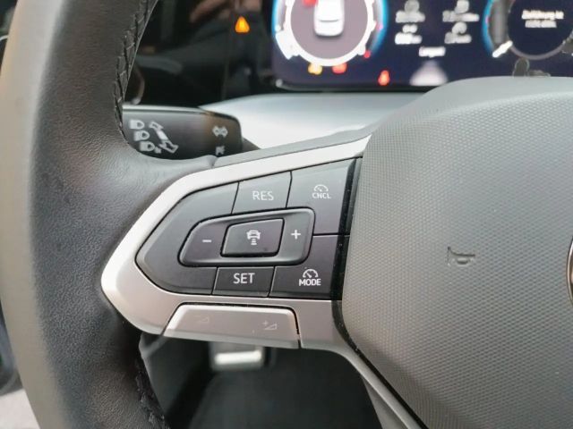 Volkswagen Golf 1.5 TSI Golf VIII