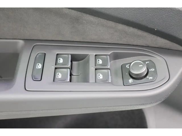 Volkswagen Golf 2.0 TSI DSG GTI Golf VIII