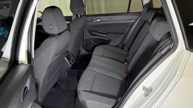 Volkswagen Golf 1.0 TSI Variant