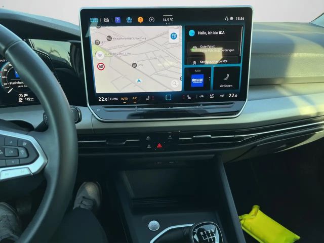 Volkswagen Golf 1.5 TSI Life Variant