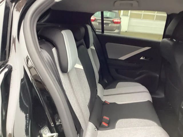 Opel Astra Business Elegance