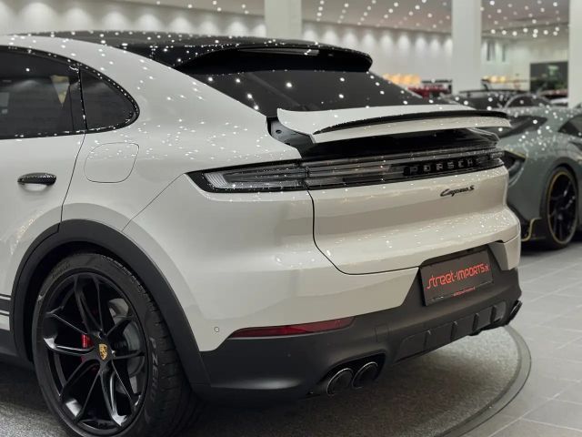 Porsche Cayenne Coupé E-Hybrid S