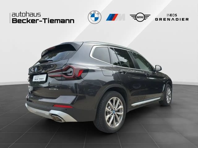 BMW X3 xDrive30e