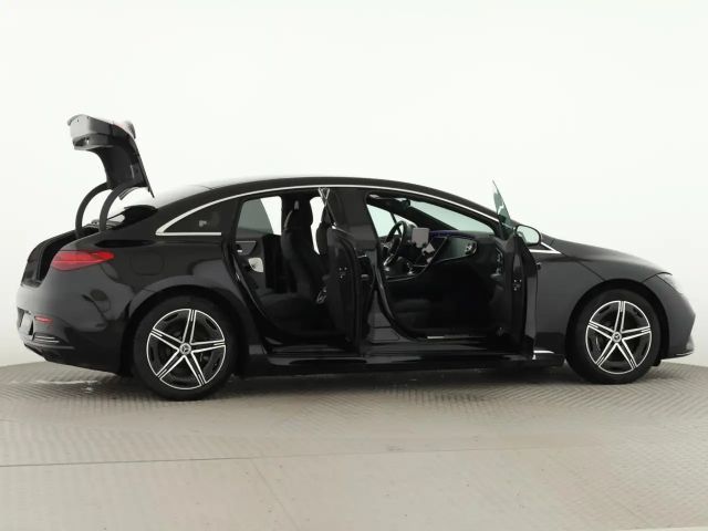 Mercedes-Benz EQE 300 AMG Line Sedan