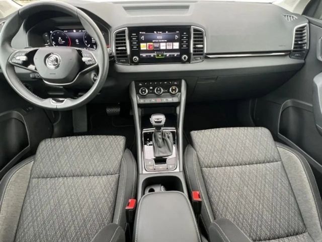Skoda Karoq LED ACC SHZ RFK beh.FS&LR Vor.AHZV KLIMA ALU