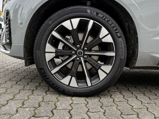 Volvo XC60 AWD Dark Plus
