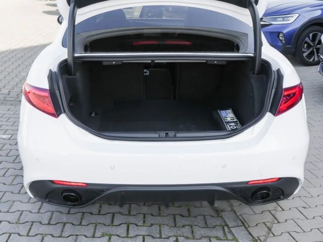 Alfa Romeo Giulia Q4 Veloce