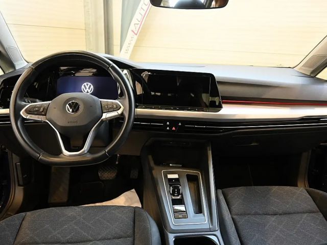 Volkswagen Golf DSG Life Variant