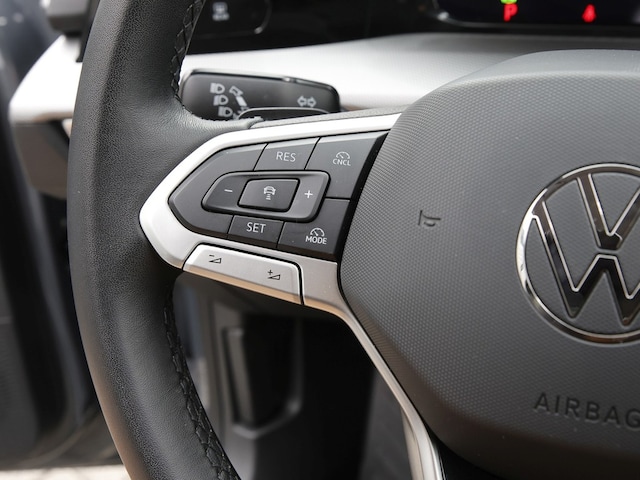 Volkswagen Golf 2.0 TDI DSG Golf VIII Style